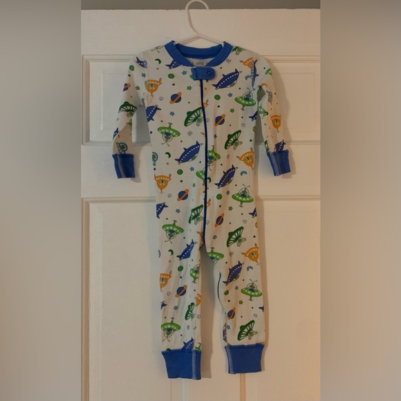 Hannah Andersson organic cotton pjs Sz 18-24 M 80 cm in alien 👽 UFO 🛸 print - Picture 1 of 5